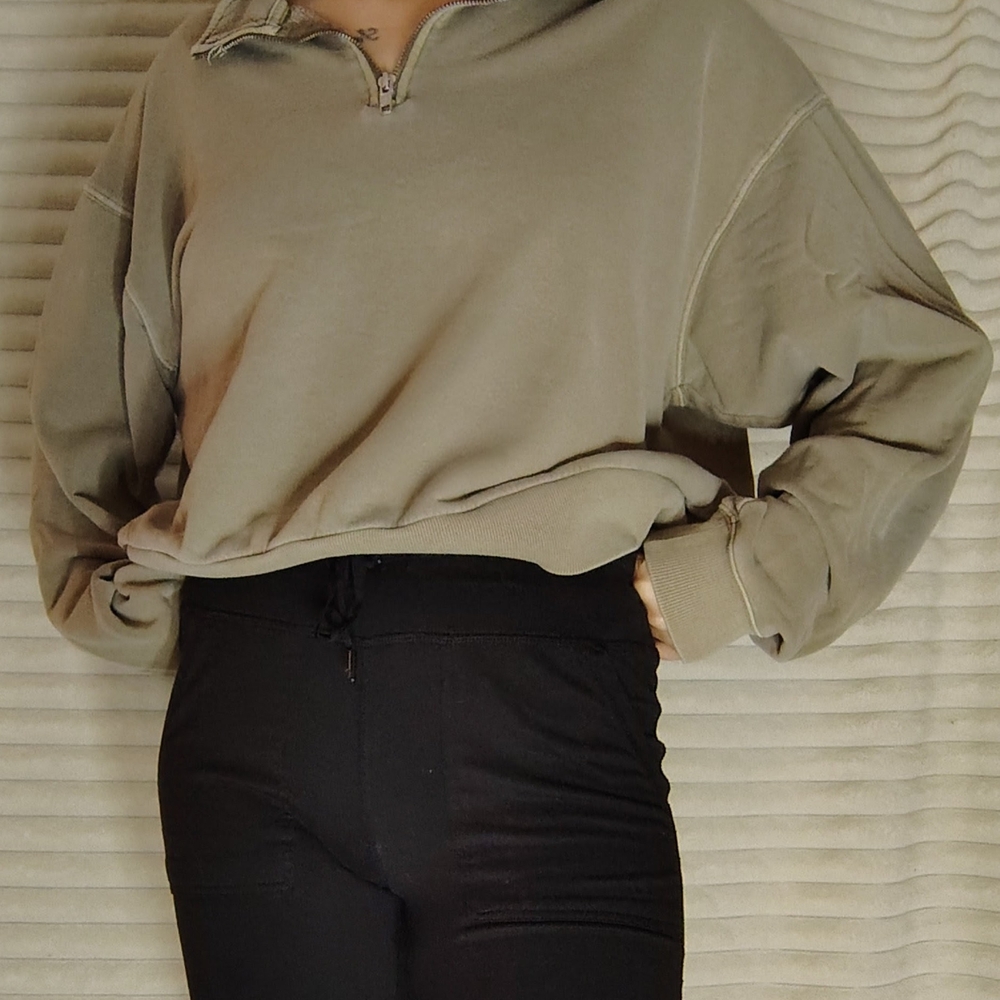 Wild Fable Light Green Pullover - Picture 2 of 5